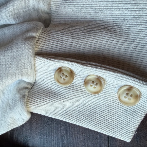 Gray Cropped Sweatshirt with Button Detail - Picture 5 of 5